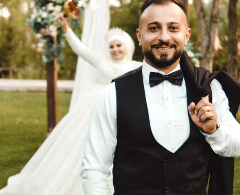 Sivas | Fotoğrafçı | Düğün | Dış Çekim | Stüdyo | Kamera | Dron | Kına | Nişan | Nikah | Klip | Hikaye | Kuaför | Gelinlik | Plato | Fiyat | Uygun | Sonbahar | Konsept | 2023 | Bungalov | Medrese | Gelin | Damat | Albüm